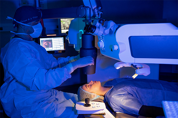 traitement lasik xtra operation myopie chirurgie refractive des yeux montpellier chirurgien ophtamologue clinique de la vision montpellier